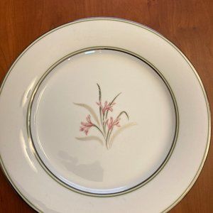 Noritake 10.5" Kent 5422 Made in Japan Dinner Plate